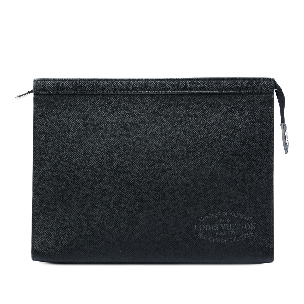 Pre-Loved Louis Vuitton Taiga Articles de Voyage Pochette Voyage MM
